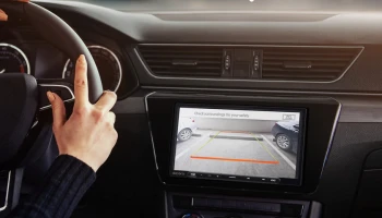 Sony XAV-AX6000 และ XAV-AX4000 เครื่องเสียงรถยนต์รุ่นใหม่ล่าสุด เชื่อมต่อสมาร์ทโฟนไร้สาย กับราคาเริ่มต้น 19,990 บาท