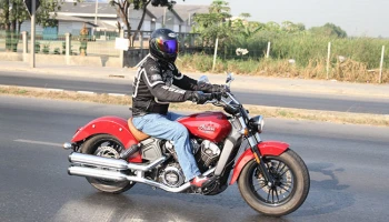 สัมผัสแรกกับ "2015 Indian Scout" สุดยอดบิ๊กไบค์ระดับตำนาน