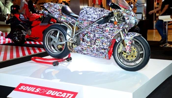 Ducati จัดงาน Ducati Showcase 2015 พร้อมเปิดตัว Scrambler Project Rebellion