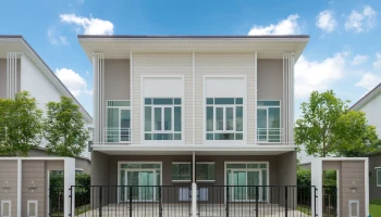 คิว ดิสทริค คาซ่า ซิตี้ กิ่งแก้ว-สุวรรณภูมิ (Q District Casa City Kingkaew - Suvarnabhumi)