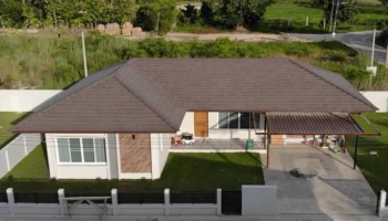 สาวิตรี วิลเลจ (Sawitree Village)