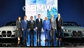 BMW ส่งโปรแรงสำหรับรถยนต์ไฟฟ้า จ่ายค่าผ่อนให้ 9 เดือนเต็ม พร้อมดอกเบี้ย 0% นานสูงสุด 5 ปี และข้อเสนอที่พลาดไม่ได้อีกมากมายในงานมอเตอร์โชว์ 2025