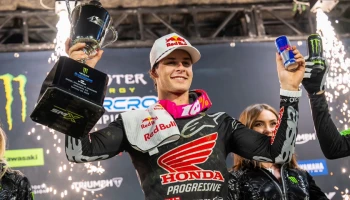 เจ็ตต์ ลอว์เรนซ์ จากทีม HRC บิด Honda CRF450R คว้าชัยชนะ AMA Supercross สนามที่ 3 รั้งกลุ่มนำแชมเปี้ยนชิพ 2025