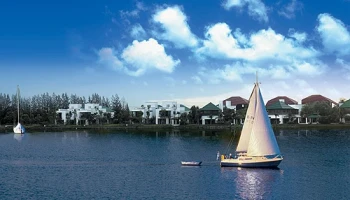 ไลม่า เลค แอนด์ ลากูน (Laima Lake and Lagoon)