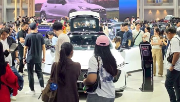 MAZDA กวาดยอดจองเกือบ 4,900 คันในงานมอเตอร์โชว์ พร้อมเดินสายจัดกิจกรรมทดลองขับ MAZDA6e ที่โชว์รูมทั่วประเทศ