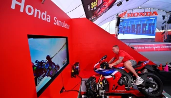 Honda จัดเต็ม กิจกรรม Moto Mania เอาใจแฟนความเร็วชาวไทย พร้อมชวนเชียร์ทัพนักบิดใน โมโตจีพี ไทยแลนด์ กรังด์ปรีซ์