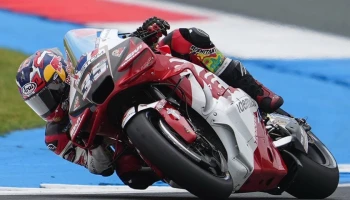 ก้อง-สมเกียรติ คว้าแต้มแรกใน MotoGP สร้างประวัติศาสตร์คะแนนแรกของคนไทยที่ ทีที เซอร์กิต แอสเซ่น