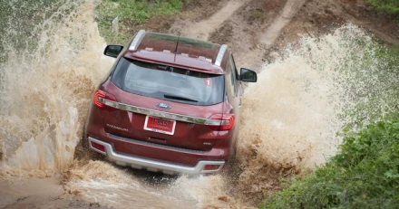 รีวิว Ford Everest สัมผัสประสบการณ์ขับเหนือระดับ