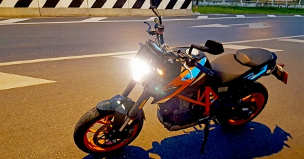 รีวิว KTM DUKE 690 R ดุ.. ดิบ.. พร้อมลุยทุกทริป!