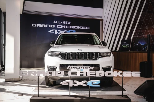 Jeep Grand Cherokee จี๊ป แกรนด์ เชอโรกี Jeep Grand Cherokee จี๊ป แกรนด์ เชอโรกี