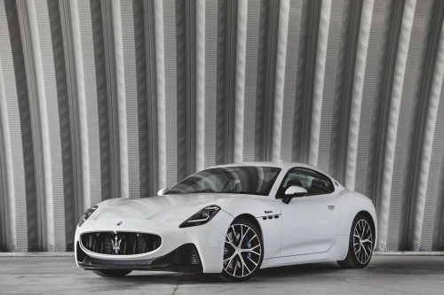 Maserati GranTurismo มาเซราติ แกรนทัวริสโม่ Maserati GranTurismo มาเซราติ แกรนทัวริสโม่