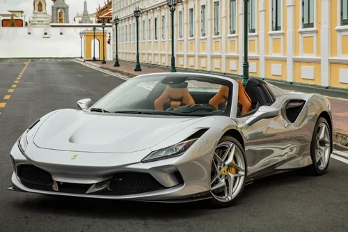 Ferrari F8 Spider เฟอร์รารี่ 