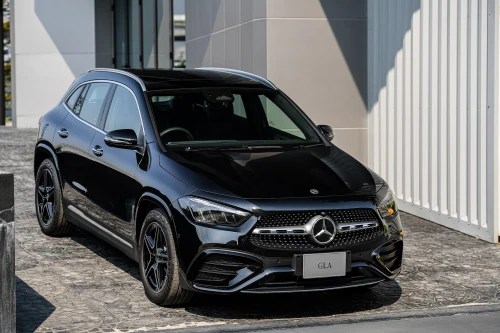 Mercedes-benz GLA-Class เมอร์เซเดส-เบนซ์ จีแอลเอ-คลาส Mercedes-benz GLA-Class เมอร์เซเดส-เบนซ์ จีแอลเอ-คลาส