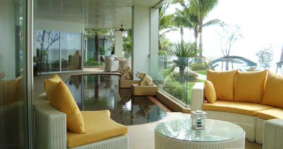 รูปภาพ โอเชียน เอจ (Ocean's Edge)