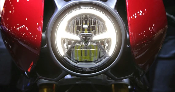 รูปภาพ ไทรอัมพ์ Triumph Speed TRIPLE 1200 RR ปี 2021