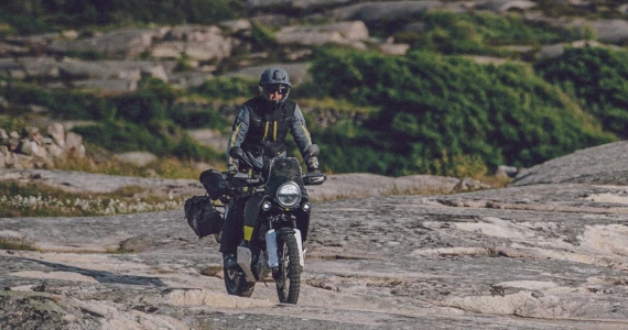 รูปภาพ ฮุสวาน่า Husqvarna Travel Norden 901 ปี 2023