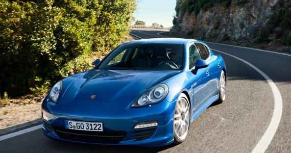 รูปภาพ ปอร์เช่ Porsche Panamera S E-Hybrid ปี 2011