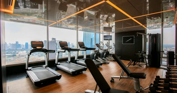 รูปภาพ ศาลาแดง วัน (Saladaeng One)