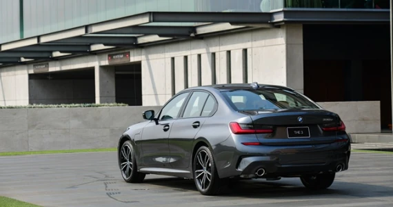 รูปภาพ บีเอ็มดับเบิลยู BMW Series 3 330e M Sport ปี 2020