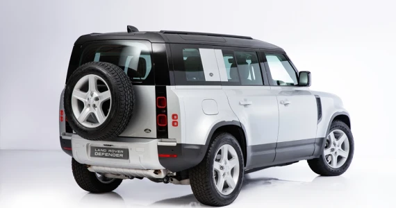 รูปภาพ แลนด์โรเวอร์ Land Rover Defender 110 Petrol 2.0 SE Ingenium ปี 2020