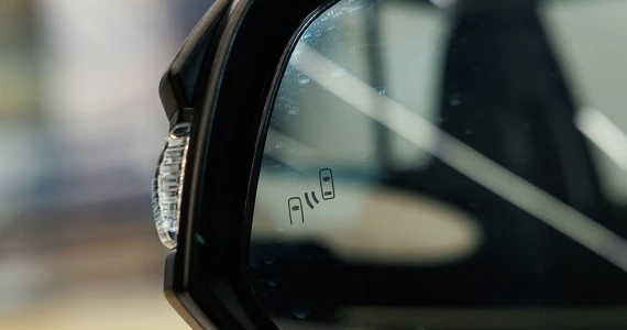 รูปภาพ โตโยต้า Toyota Hilux Travo Standard Cab 4TREX 2.8 AT ปี 2025