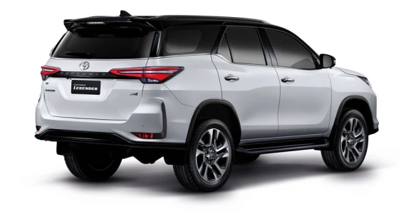 รูปภาพ โตโยต้า Toyota Fortuner 2.4 Legender AT ปี 2021