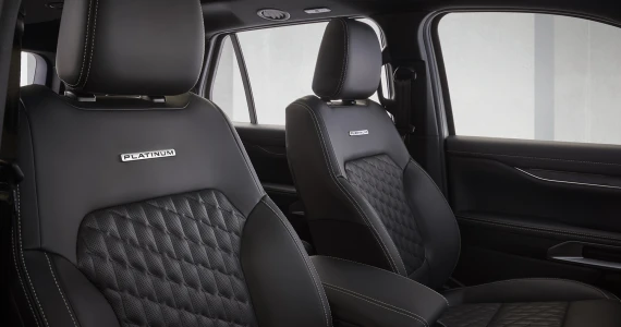 รูปภาพ ฟอร์ด Ford Everest Platinum V6 4x4 10AT ปี 2024