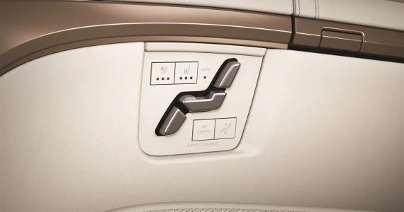 รูปภาพ เลกซัส Lexus LM 350h Executive 4-Seater ปี 2023