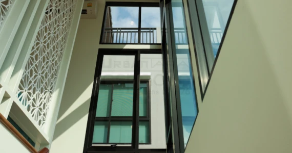 รูปภาพ เออเบิร์นธารา เอสพาสิโอ ประชาอุทิศ 76 (UrbanTara espac-i-o Pracha-uthit 76)