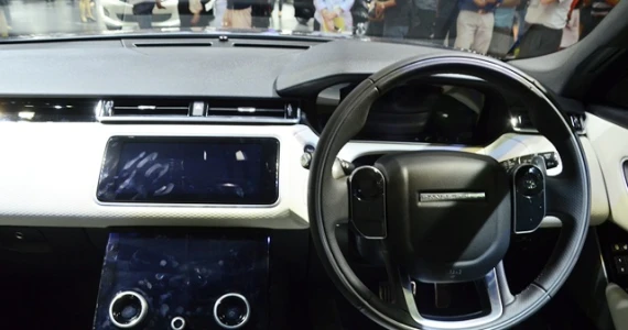 รูปภาพ แลนด์โรเวอร์ Land Rover Range Rover Velar HSE ปี 2017
