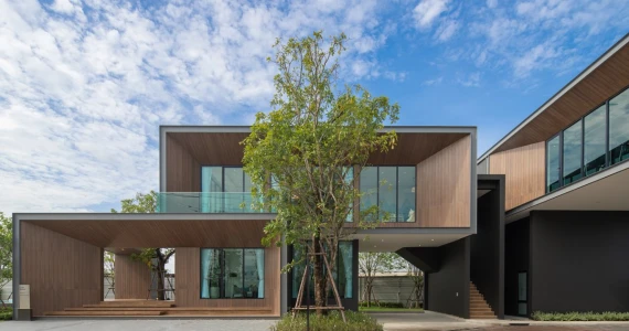 รูปภาพ เซนโทร พระราม 9 - กรุงเทพกรีฑา (Centro Rama 9 - Krungthep Kreetha)