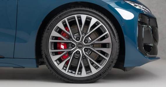 รูปภาพ อาวดี้ Audi S6 Avant e-tron quattro ปี 2025