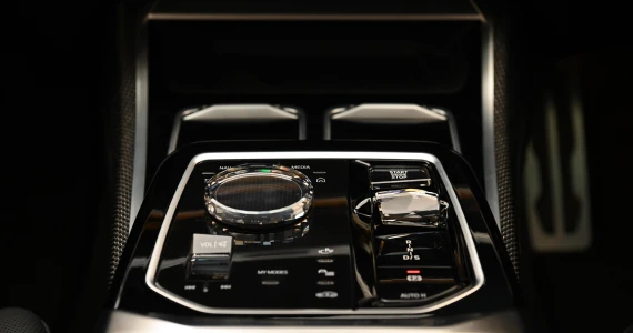 รูปภาพ บีเอ็มดับเบิลยู BMW M7 M760e xDrive ปี 2023