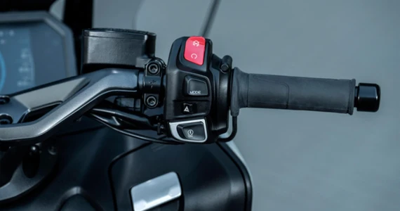 รูปภาพ ยามาฮ่า Yamaha TMAX Tech MAX ปี 2025