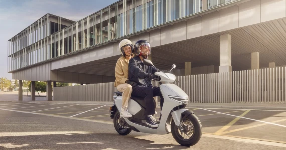 รูปภาพ ฮอนด้า Honda CUV e: Connectivity ปี 2025