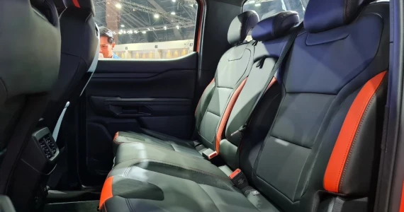 รูปภาพ ฟอร์ด Ford Ranger Double Cab 2.0L Bi-Turbo Raptor 4x4 10AT ปี 2023