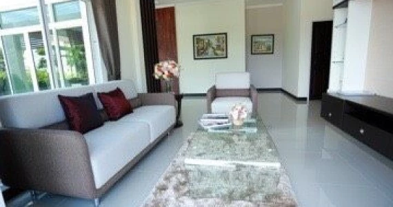 รูปภาพ เพ็ชรรัตน์ เลควิว (Phetcharat Lake View)