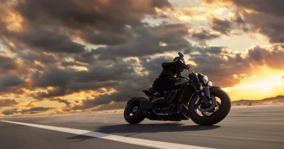 รูปภาพ ไทรอัมพ์ Triumph ROCKET 3 STORM R ปี 2024