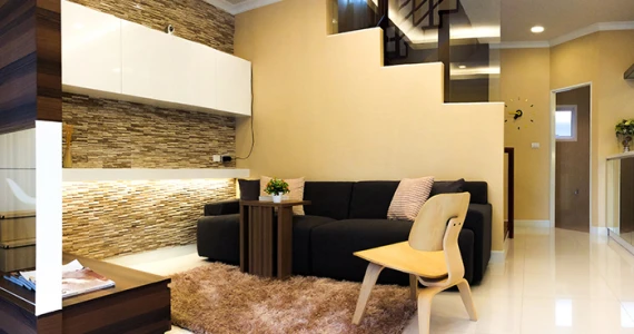 รูปภาพ รัชชา นครอินทร์ (Ratcha Nakornin)