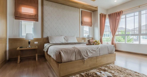 รูปภาพ เดอะพรอมิเน้นซ์ พราวด์ (The Prominence Proud)