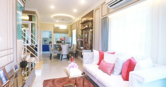 รูปภาพ โกลเด้น ทาวน์ เชียงใหม่-กาดรวมโชค (Golden Town Chiangmai - Ruamchok Market)