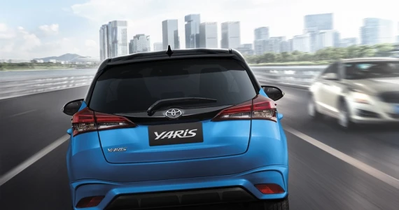 รูปภาพ โตโยต้า Toyota Yaris Sport Premium with Black Roof ปี 2020