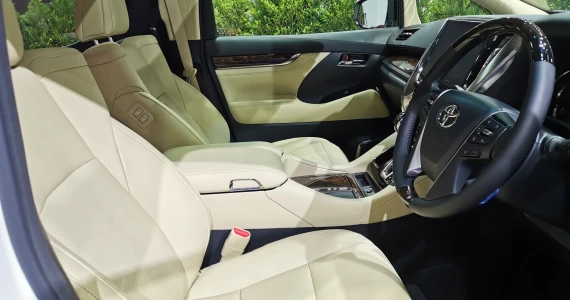 รูปภาพ โตโยต้า Toyota Alphard 2.5 Hybrid MY2020 ปี 2020