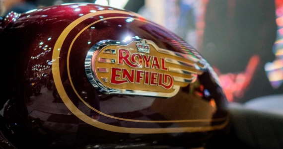 รูปภาพ โรยัล เอ็นฟีลด์ Royal Enfield Bullet 350 Standard Black ปี 2023