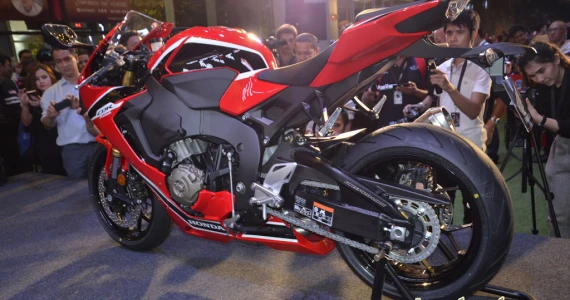 รูปภาพ ฮอนด้า Honda CBR 1000RR ABS ปี 2017
