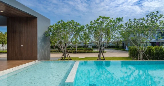 รูปภาพ เซนโทร พระราม 9 - กรุงเทพกรีฑา (Centro Rama 9 - Krungthep Kreetha)