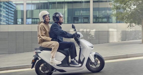 รูปภาพ ฮอนด้า Honda CUV e: Connectivity ปี 2025