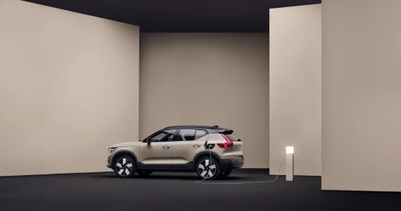 รูปภาพ วอลโว่ Volvo EX40 Ultra – Single Motor ปี 2024