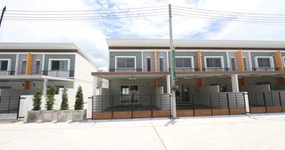 รูปภาพ ไลฟ@บ้านบึง (Life @ Baan Bueng)