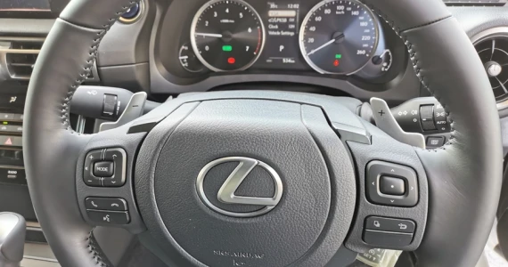 รูปภาพ เลกซัส Lexus IS 300h Premium MY2020 ปี 2020